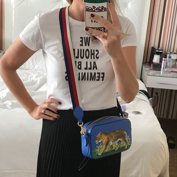 gucci tiger crossbody